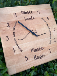 Horloge à marées en bois d’hevea  lamellé modèle « classics »