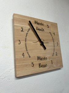 Horloge à marées en bois d’hevea  lamellé modèle « classics »