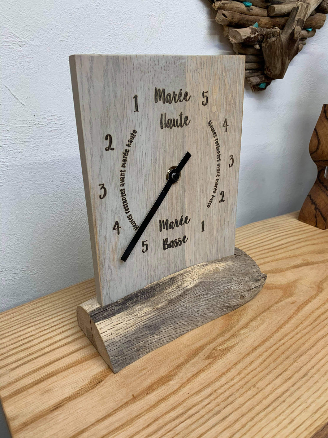 Horloge à marée en bois flotté , modèle 
