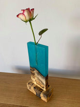 Charger l&#39;image dans la galerie, Vase bois epoxy